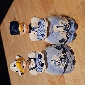 Dutch girl and boy salt and pepper shakers